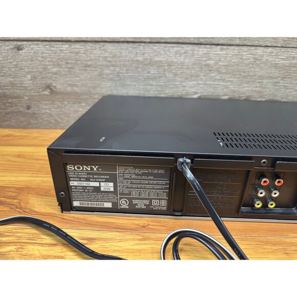 Sony SLV-D380P DVD Player Vcr Combo Vhs 4 Head HiFi w/ Remote & Av Cable~Tested - Picture 5 of 9